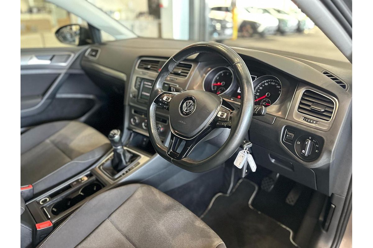 2016 Volkswagen Golf 92TSI Trendline 7