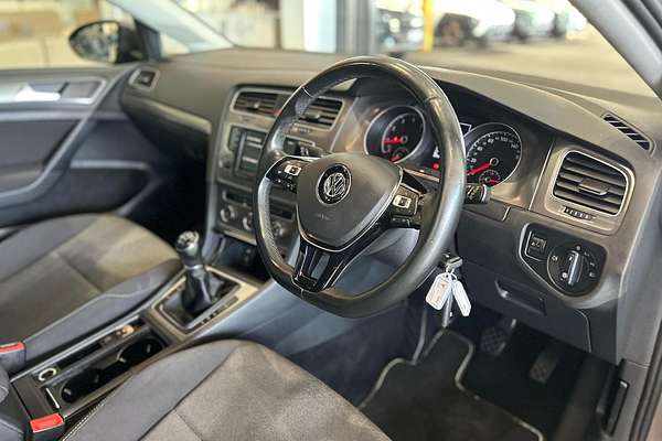 2016 Volkswagen Golf 92TSI Trendline 7