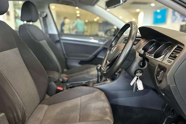 2016 Volkswagen Golf 92TSI Trendline 7