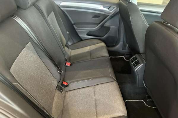 2016 Volkswagen Golf 92TSI Trendline 7
