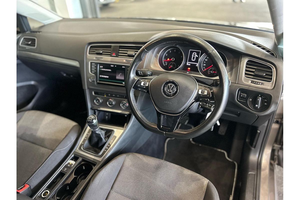 2016 Volkswagen Golf 92TSI Trendline 7