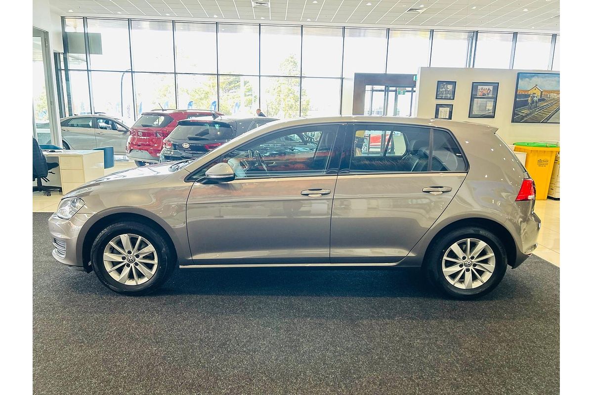 2016 Volkswagen Golf 92TSI Trendline 7