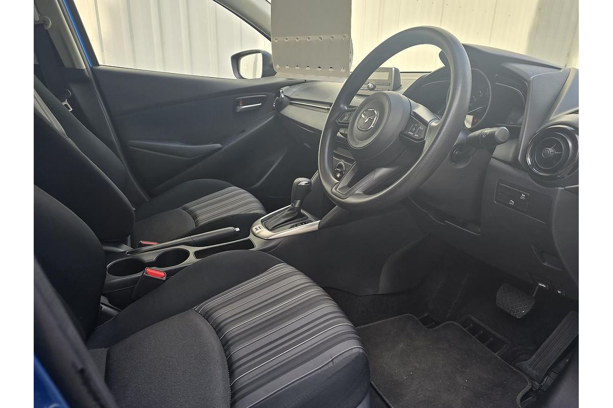2017 Mazda 2 Neo DJ Series