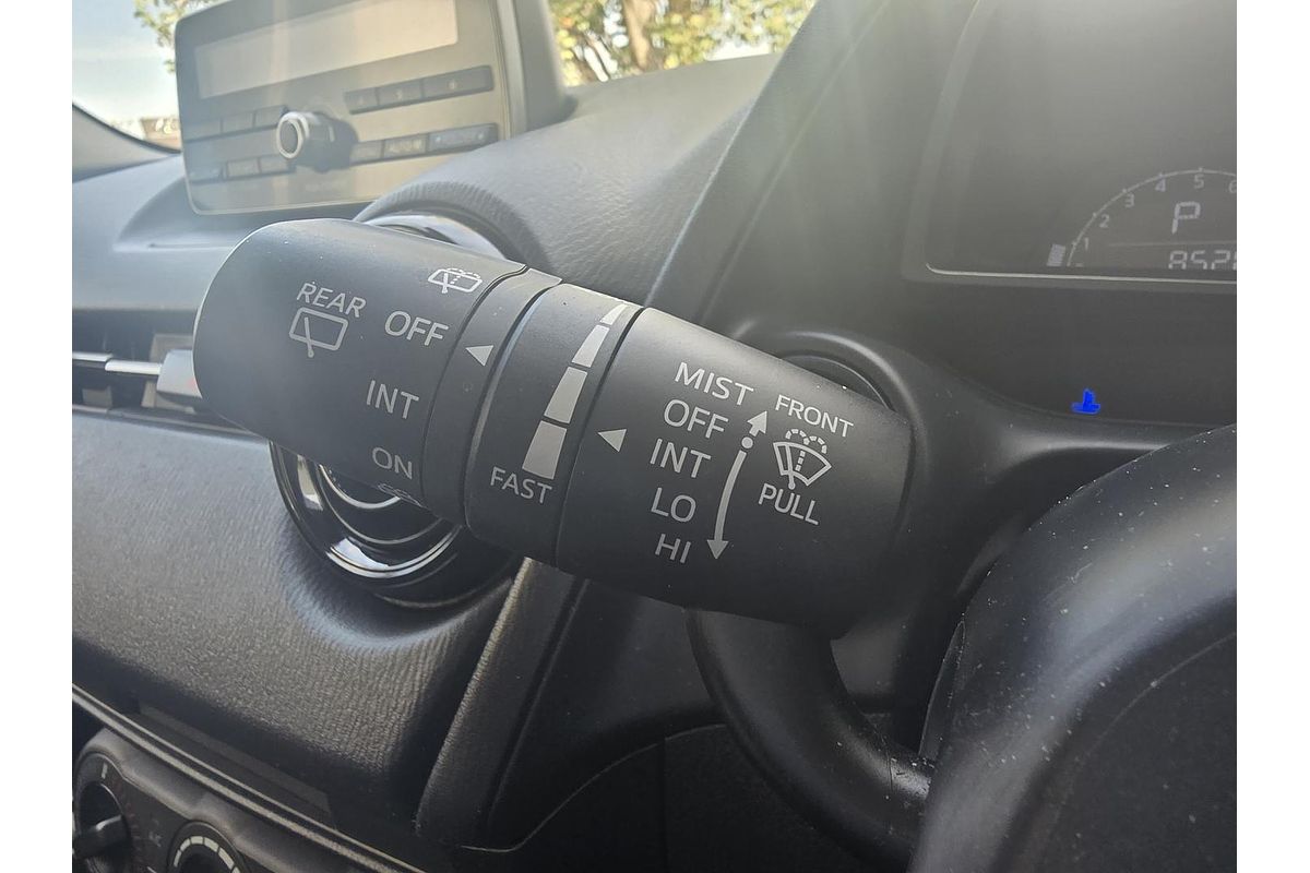 2017 Mazda 2 Neo DJ Series
