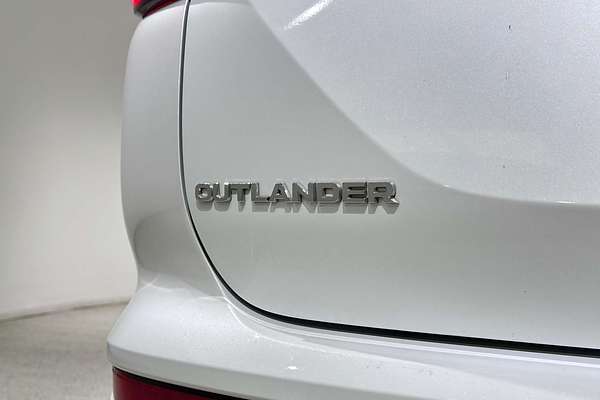 2022 Mitsubishi Outlander Exceed Tourer ZM