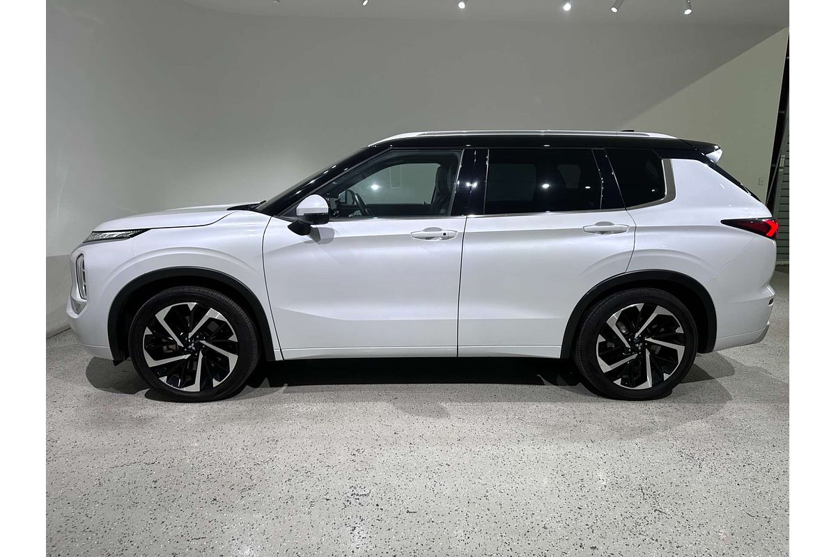 2022 Mitsubishi Outlander Exceed Tourer ZM