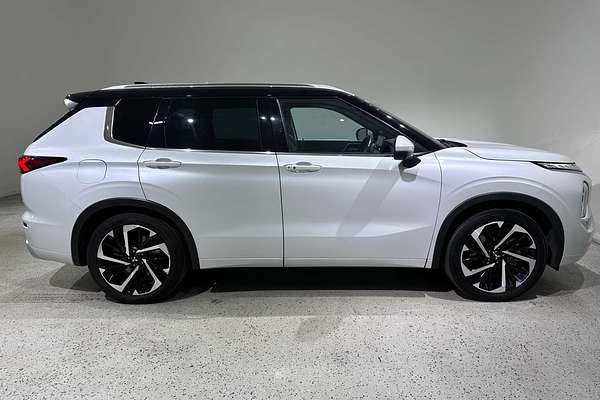 2022 Mitsubishi Outlander Exceed Tourer ZM