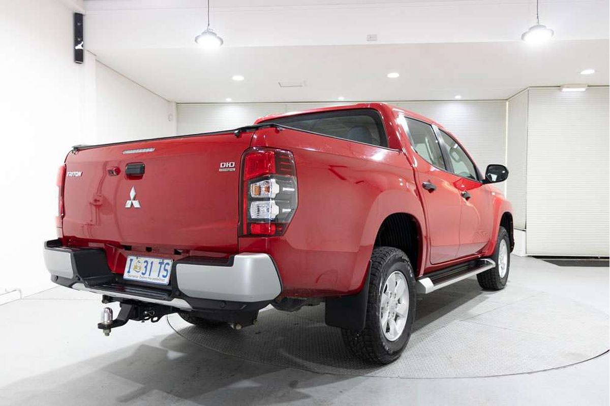 2019 Mitsubishi Triton GLX+ MR 4X4