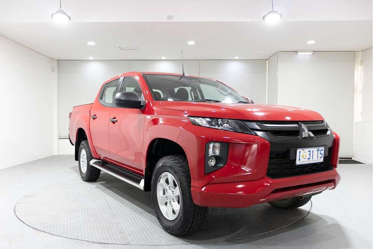 2019 Mitsubishi Triton GLX+ MR 4X4