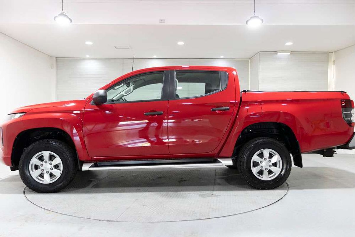 2019 Mitsubishi Triton GLX+ MR 4X4