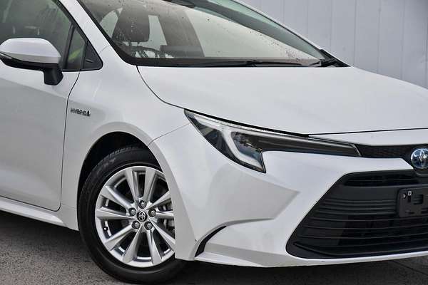 2022 Toyota Corolla Ascent Sport Hybrid ZWE211R