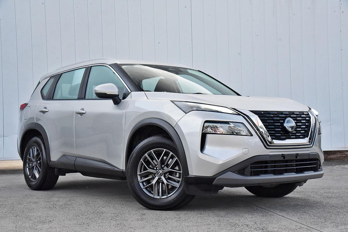 2024 Nissan X-TRAIL ST T33
