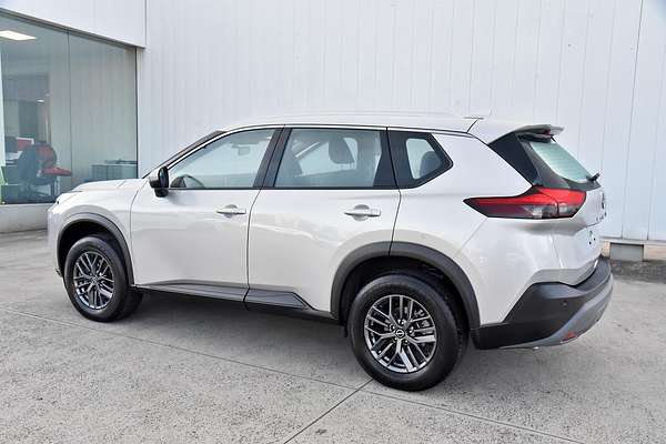 2024 Nissan X-TRAIL ST T33