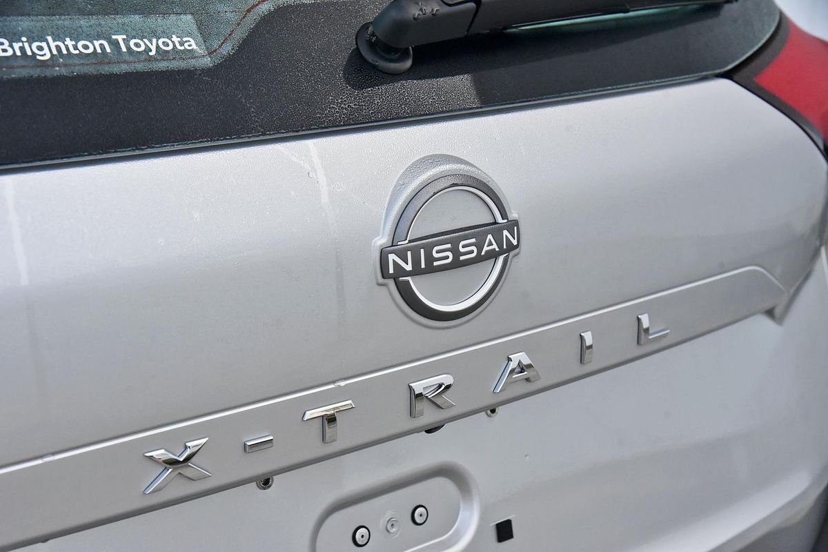 2024 Nissan X-TRAIL ST T33