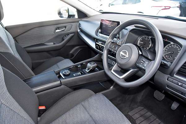 2024 Nissan X-TRAIL ST T33