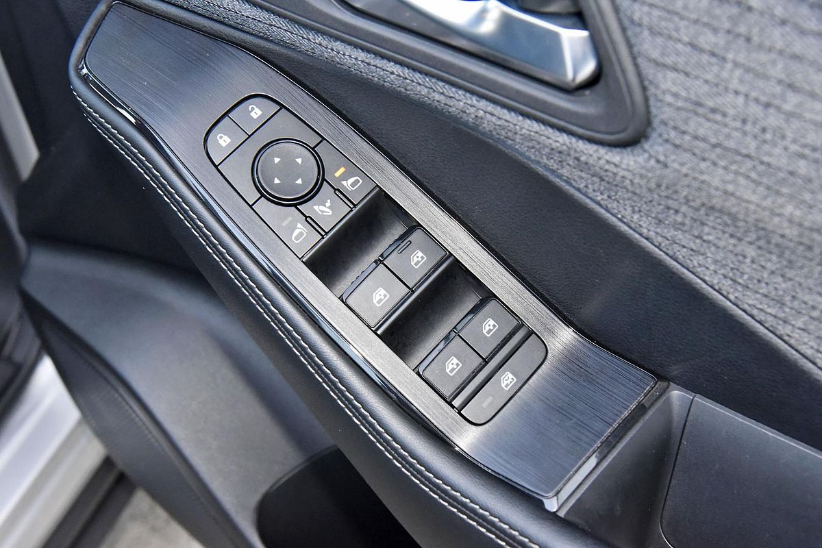 2024 Nissan X-TRAIL ST T33