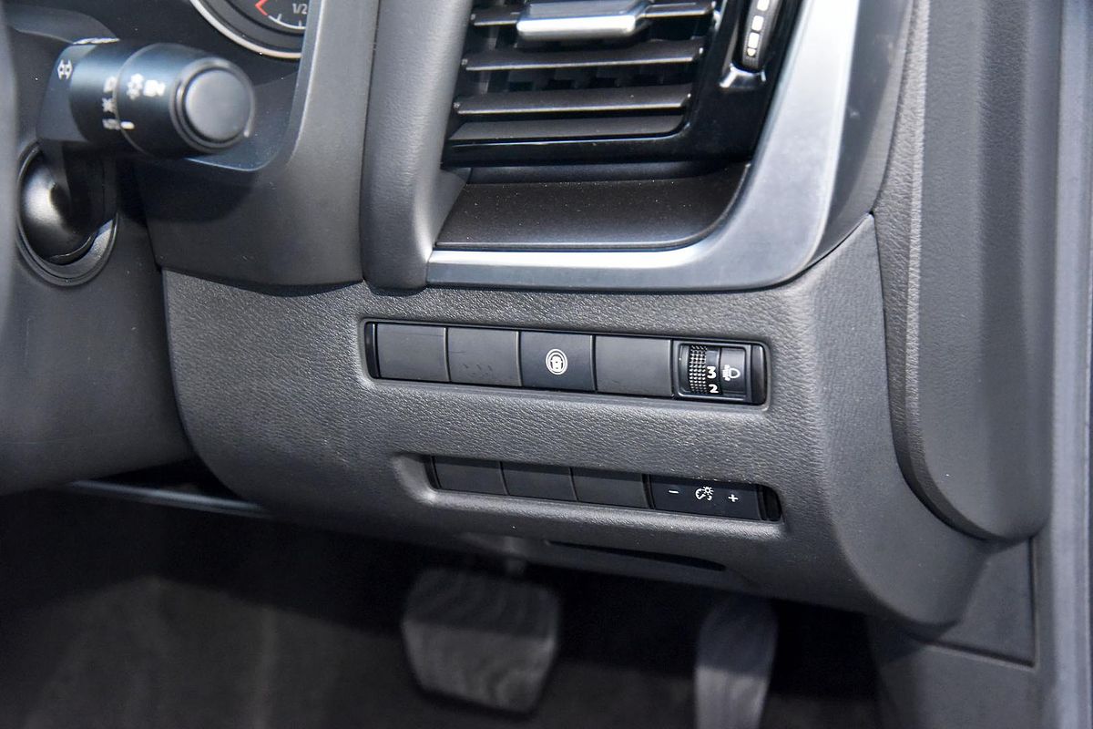 2024 Nissan X-TRAIL ST T33