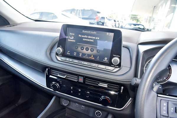 2024 Nissan X-TRAIL ST T33
