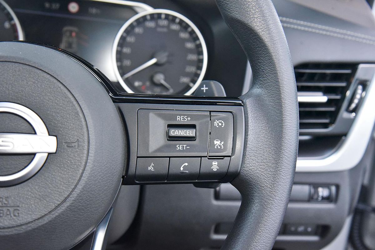 2024 Nissan X-TRAIL ST T33