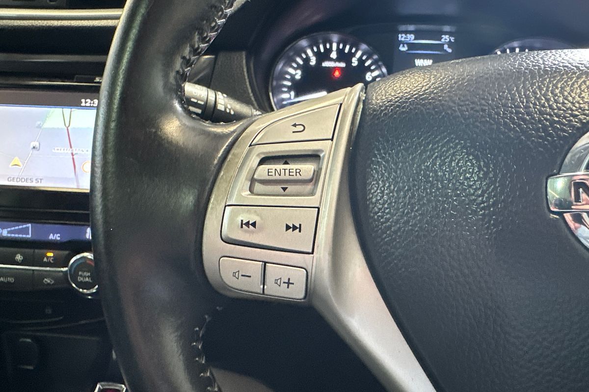 2016 Nissan QASHQAI Ti J11
