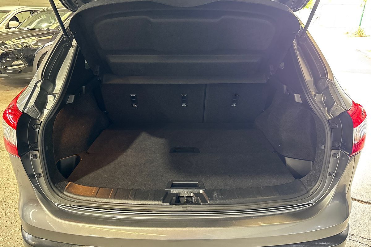 2016 Nissan QASHQAI Ti J11