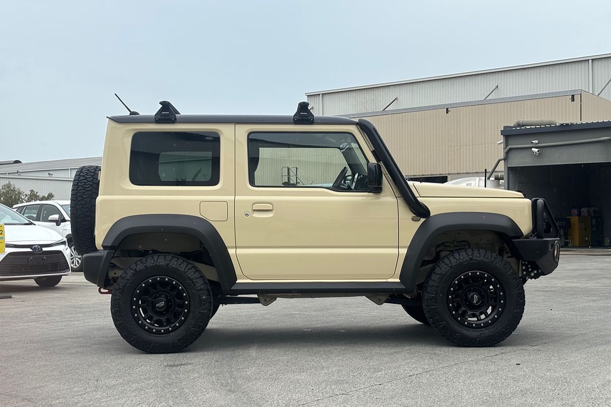 2022 Suzuki Jimny GJ