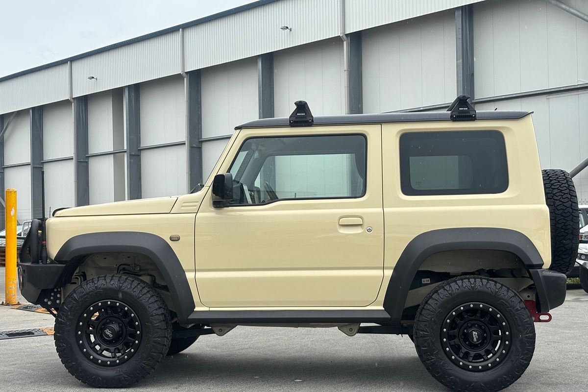 2022 Suzuki Jimny GJ