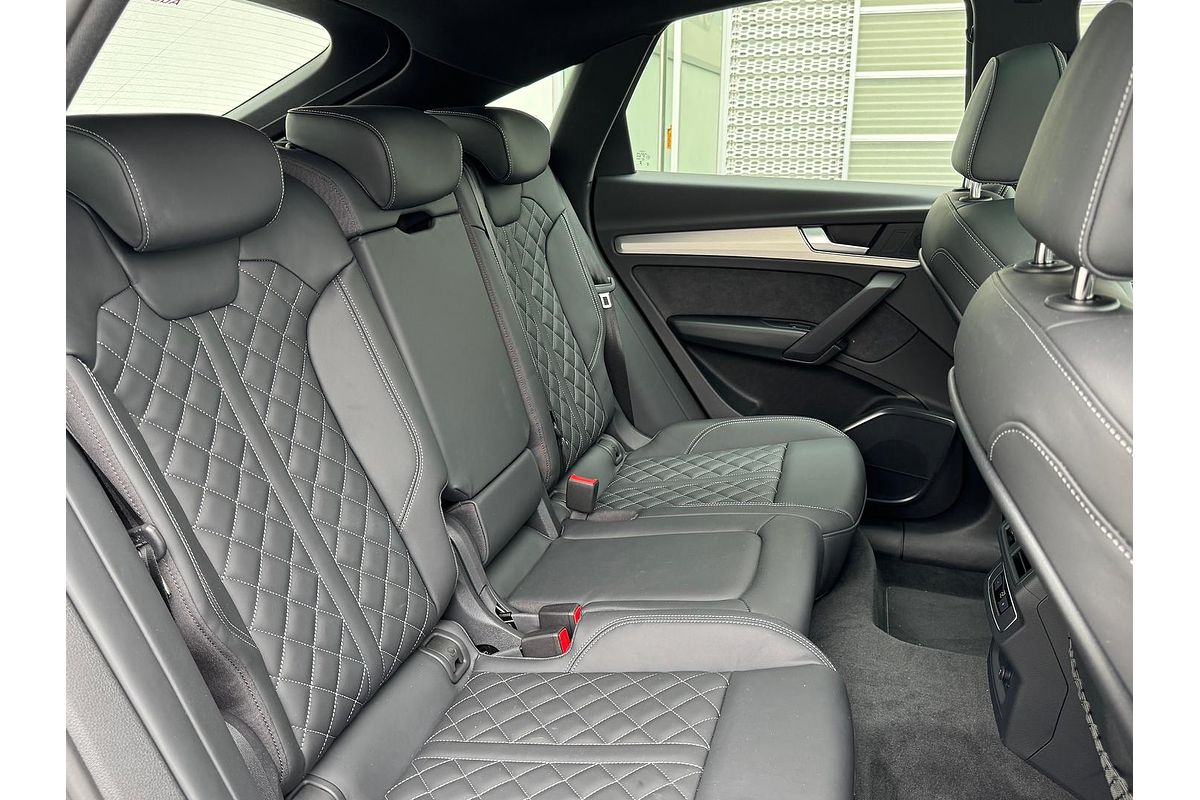 2024 Audi Q5 45 TFSI S Line FY