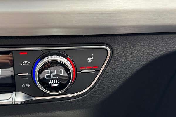 2024 Audi Q5 45 TFSI S Line FY
