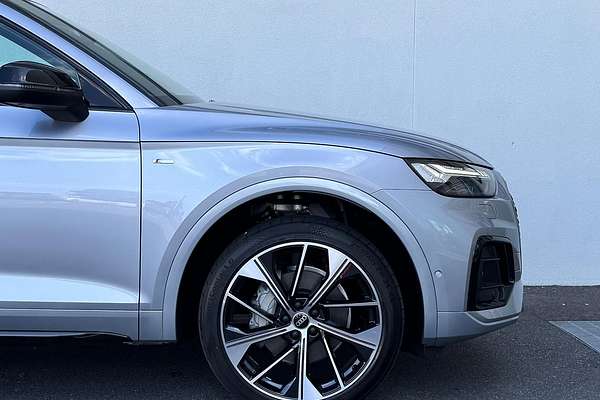 2024 Audi Q5 45 TFSI S Line FY
