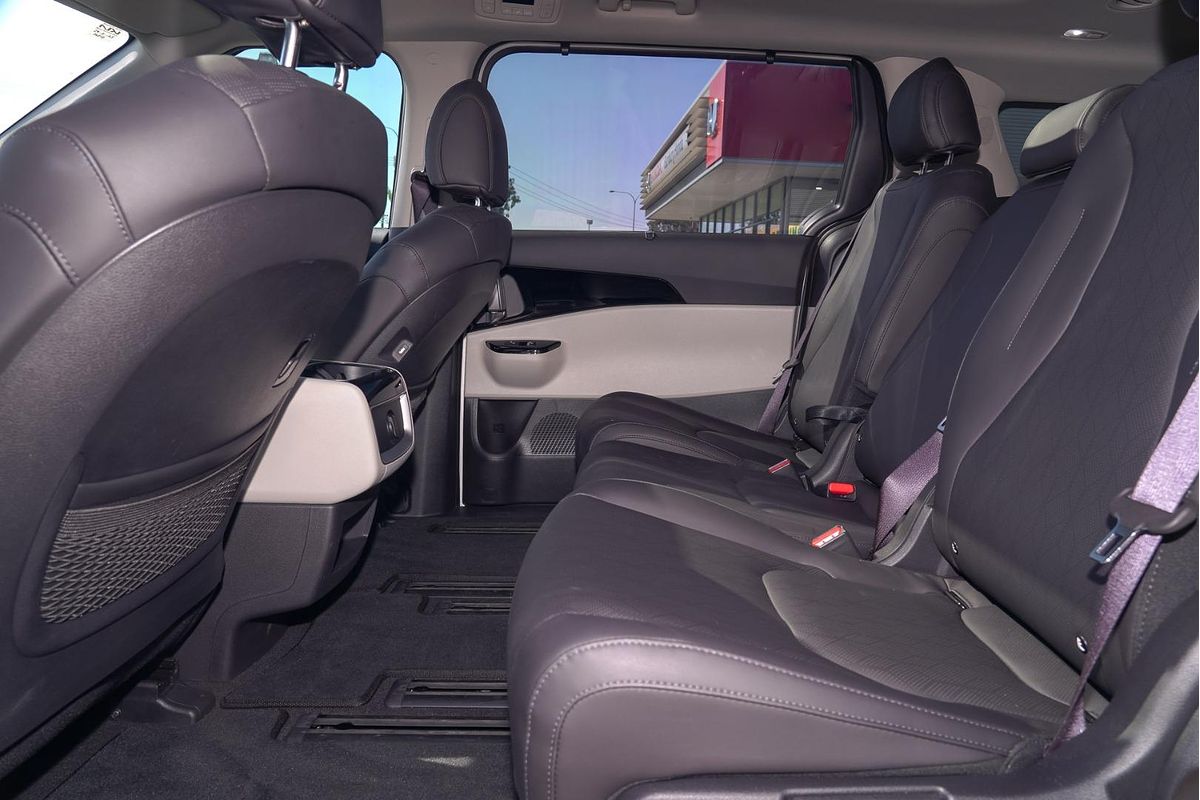 2023 Kia Carnival Special Edition KA4