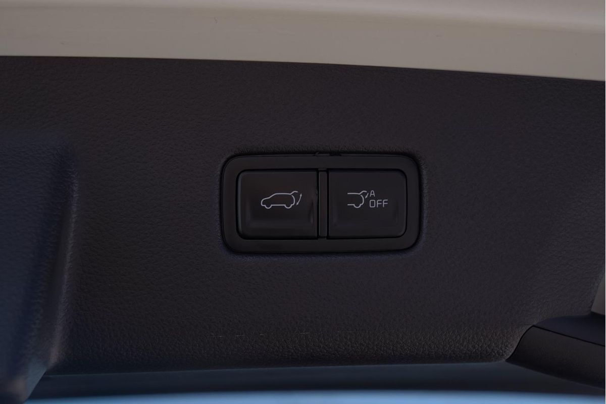 2023 Kia Carnival Special Edition KA4
