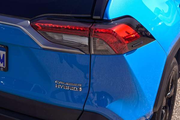 2020 Toyota RAV4 Cruiser AXAH54R