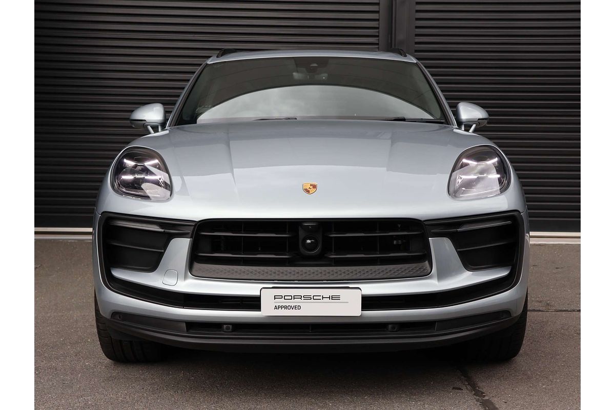 2024 Porsche Macan 95B