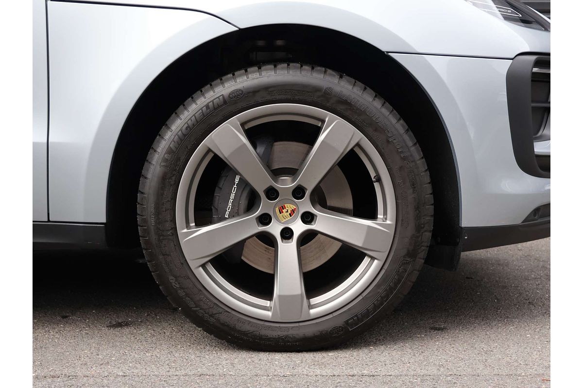 2024 Porsche Macan 95B