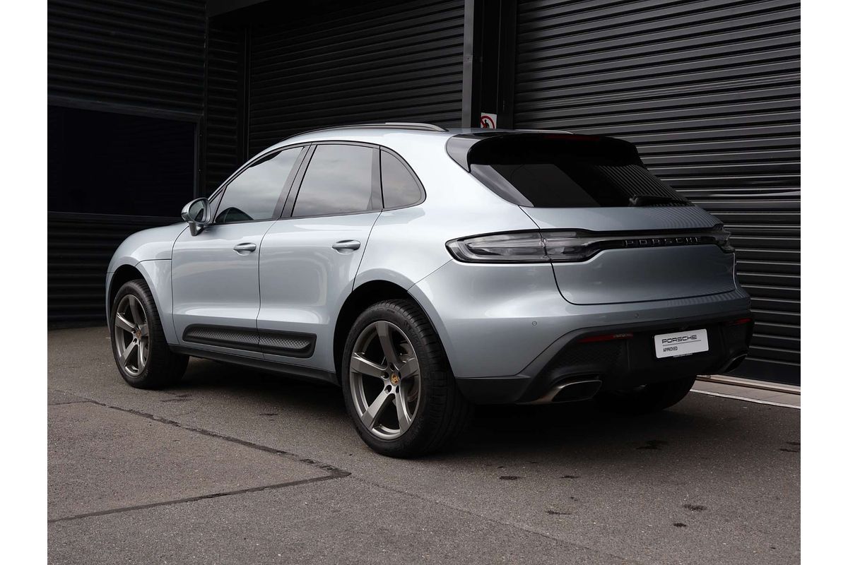 2024 Porsche Macan 95B