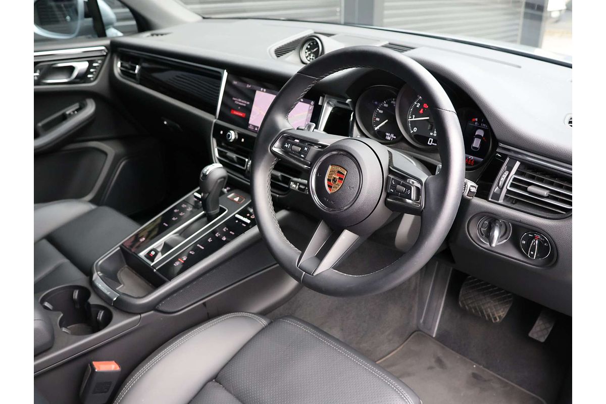 2024 Porsche Macan 95B