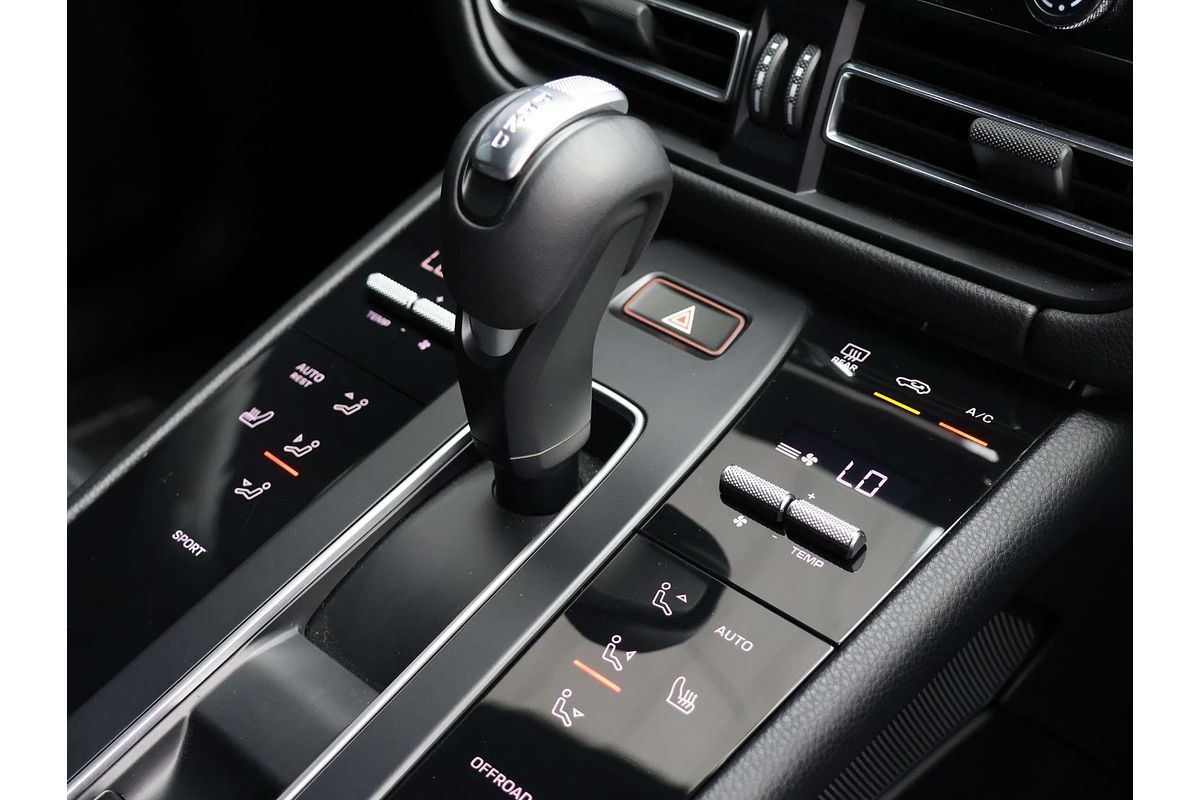 2024 Porsche Macan 95B