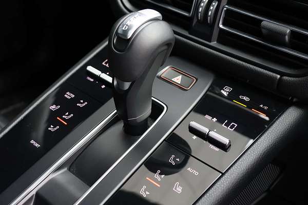 2024 Porsche Macan 95B