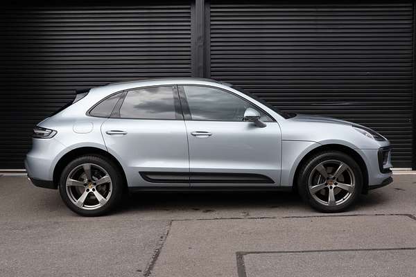 2024 Porsche Macan 95B