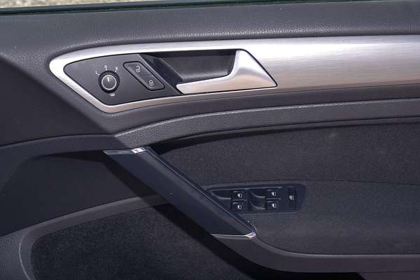 2014 Volkswagen Golf 90TSI Comfortline 7