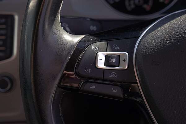 2014 Volkswagen Golf 90TSI Comfortline 7