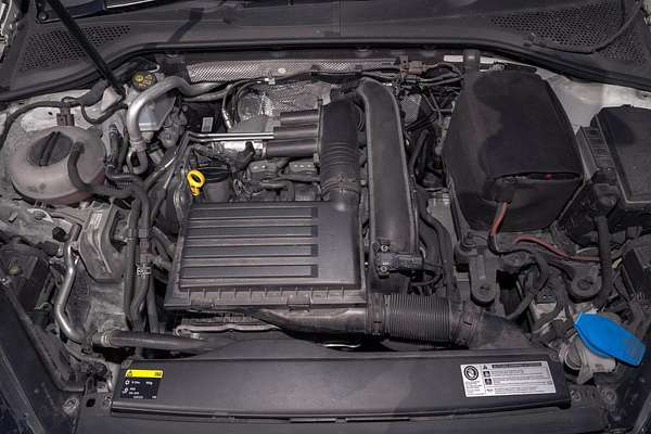 2014 Volkswagen Golf 90TSI Comfortline 7