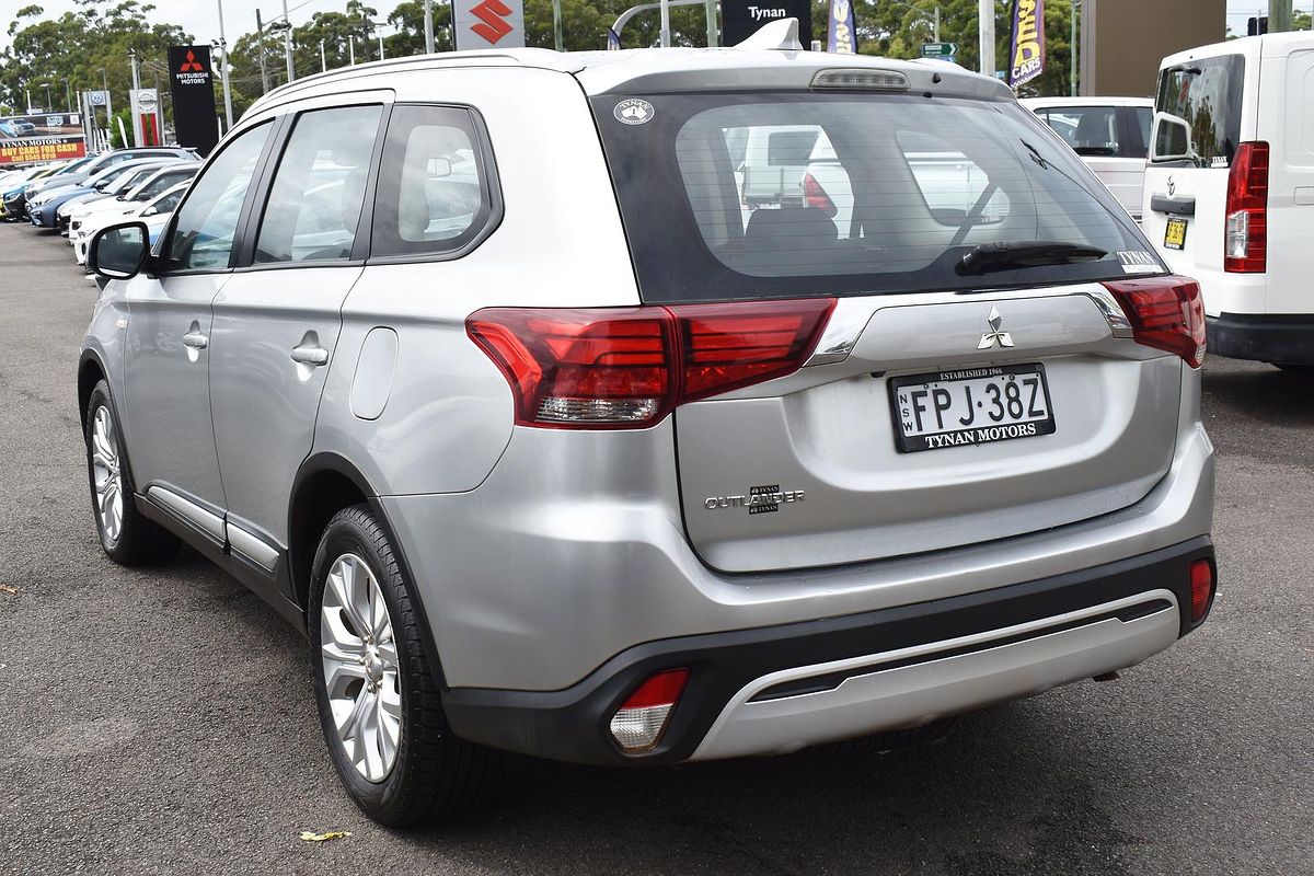 2020 Mitsubishi Outlander ES ZL