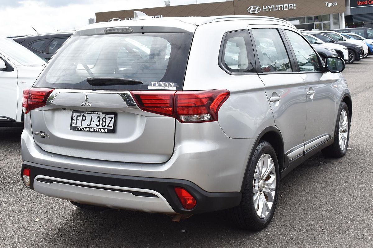 2020 Mitsubishi Outlander ES ZL