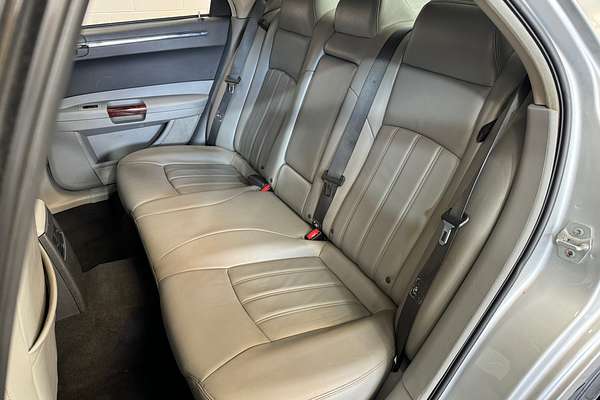 2007 Chrysler 300 C 3.5L V6 SEDAN