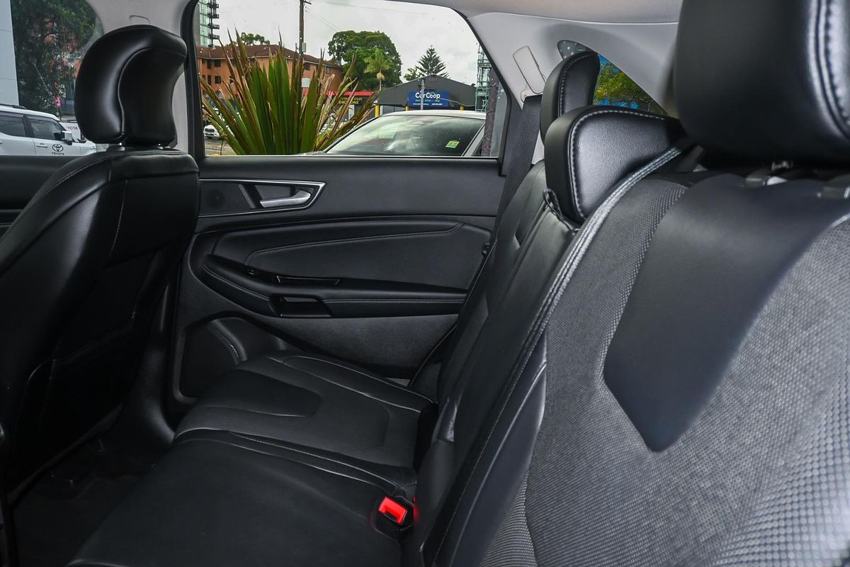 2019 Ford Endura Titanium CA