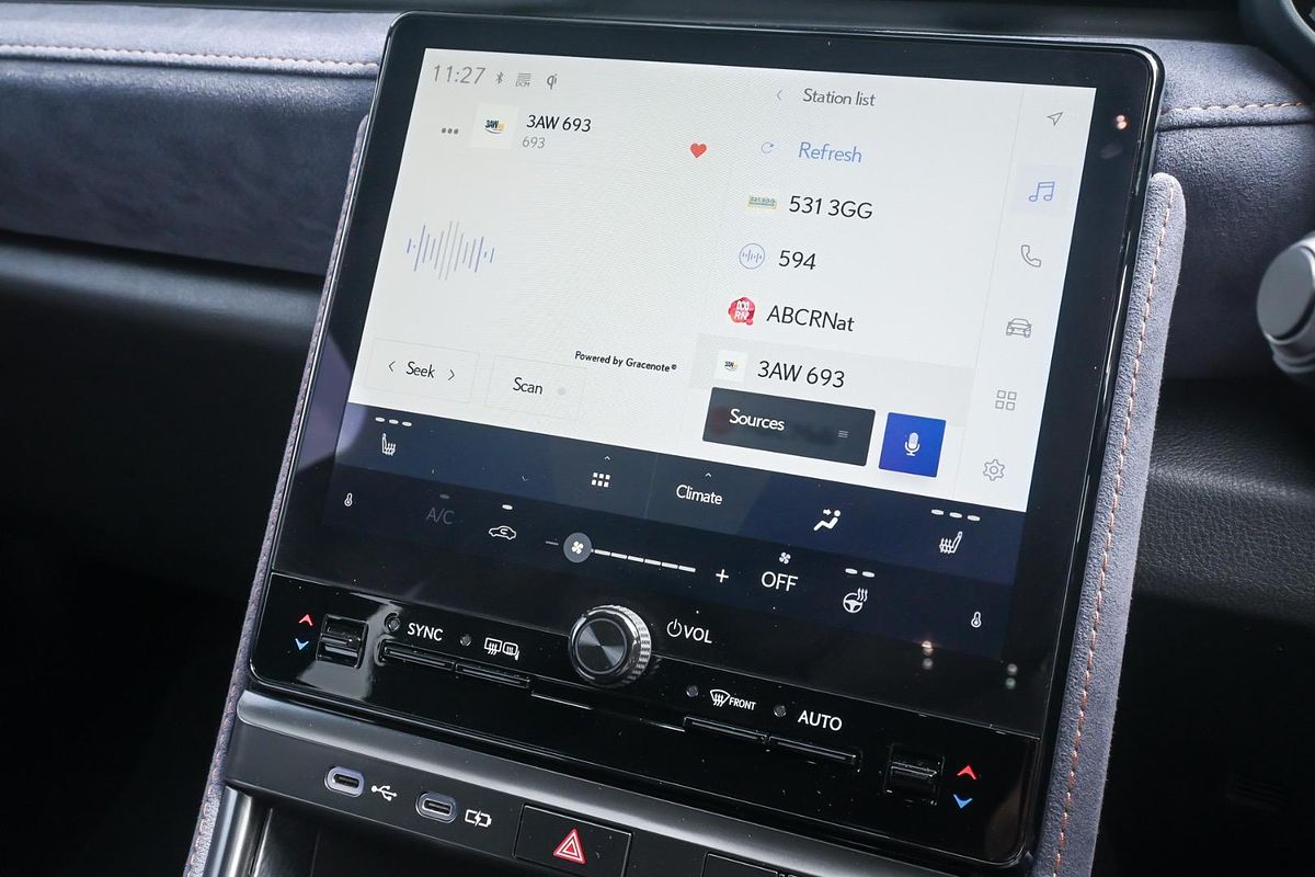 2024 Lexus LBX Sports Luxury MAYH15R