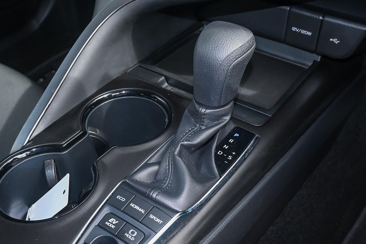 2021 Toyota Camry Ascent AXVH70R