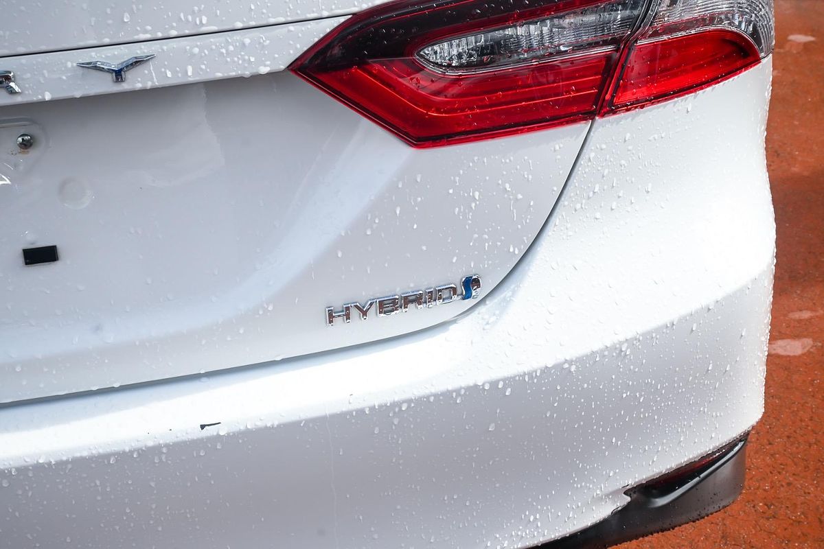 2021 Toyota Camry Ascent AXVH70R